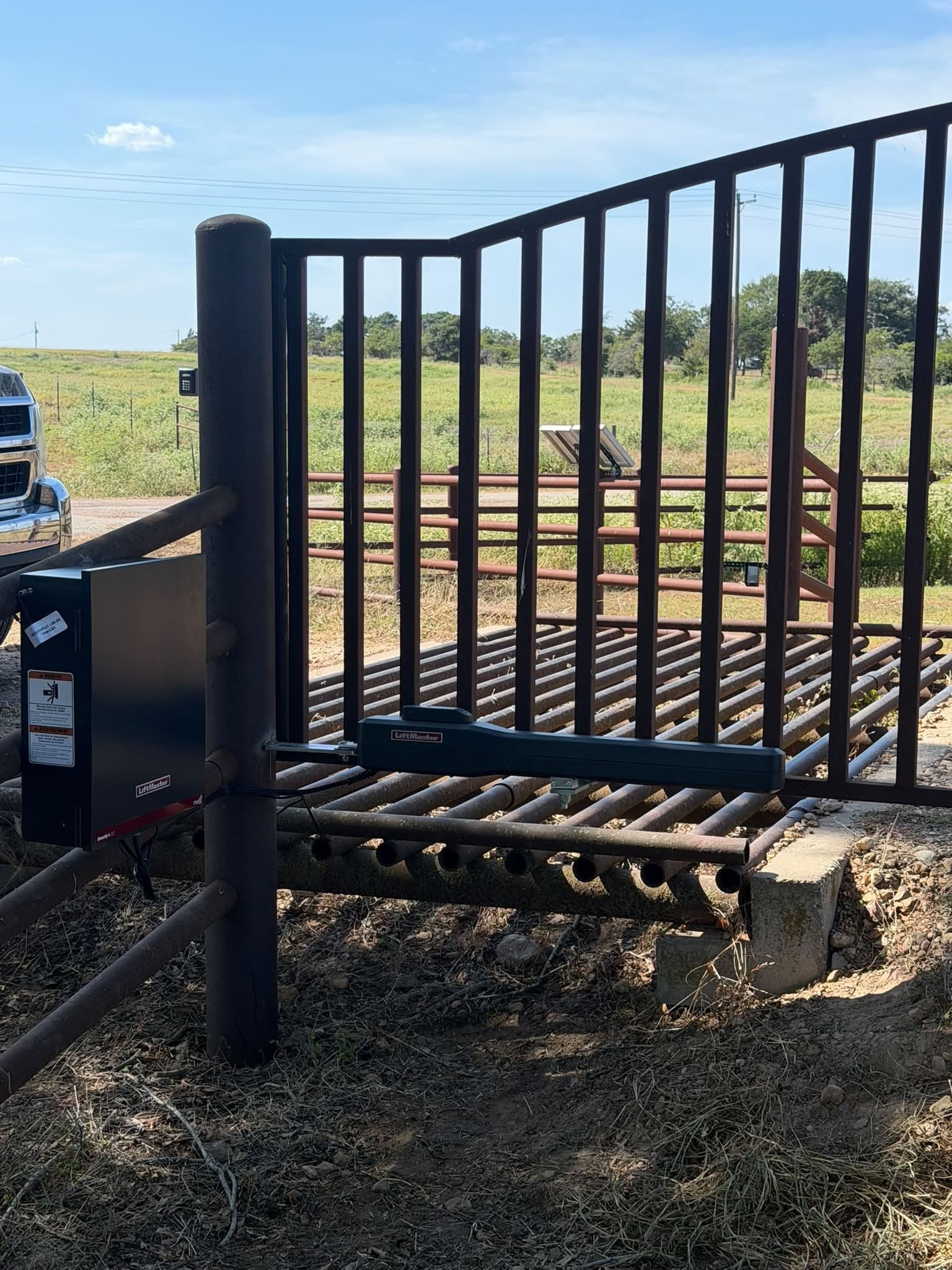 SB Overhead Door and Gate automatic gate install